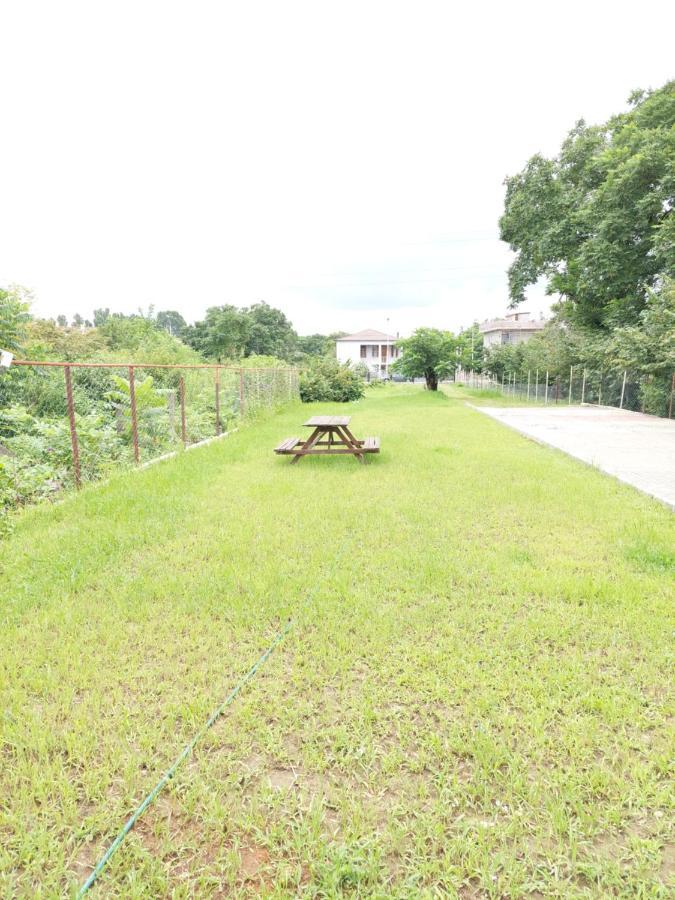 Green Terrace Koboeleti Buitenkant foto