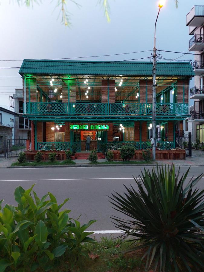 Green Terrace Koboeleti Buitenkant foto