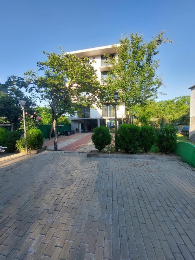 Green Terrace Koboeleti Buitenkant foto